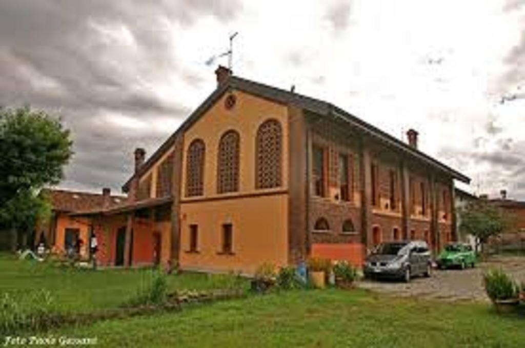 Antica Cascina B&B Borghetto Lodigiano Bagian luar foto