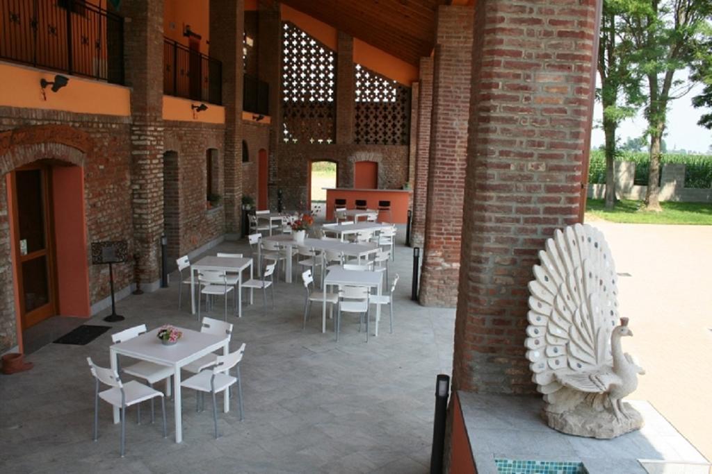 Antica Cascina B&B Borghetto Lodigiano Bagian luar foto